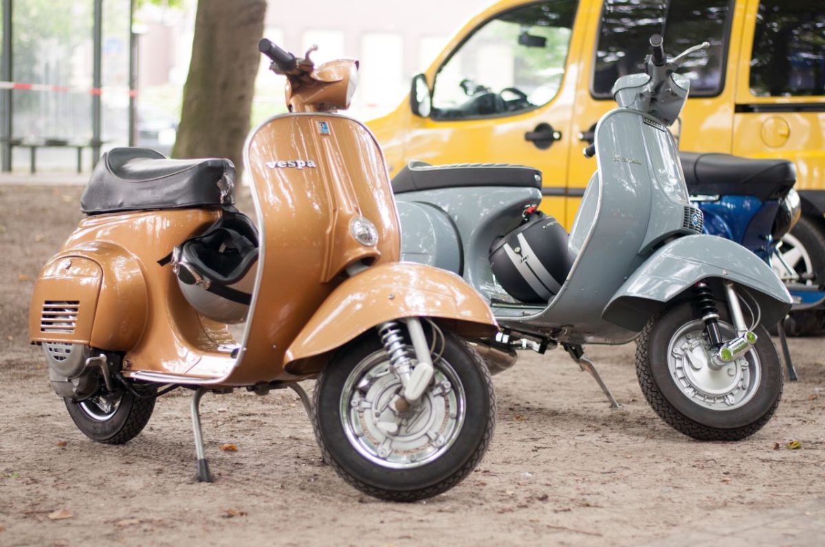 Clubausfahrt und Vespa Szene